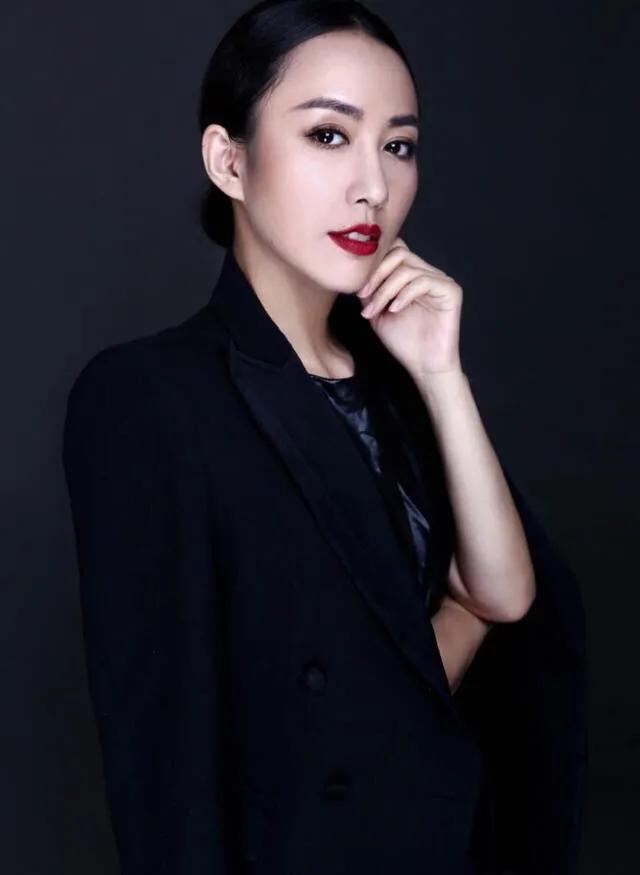 每日一星——《星光大道》2019年度总决赛季军 朱娜