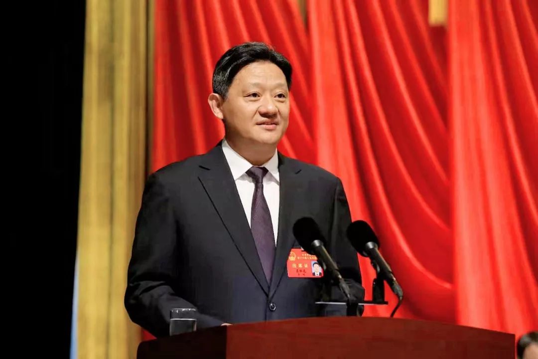 东城区人民法院院长赵军作东城区人民法院工作报告,东城区人民检察院