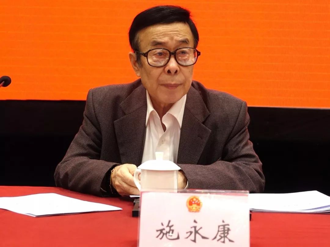 施永康代表谈到:政府工作报告语言平实,思路清晰,措施务实,特别是报告