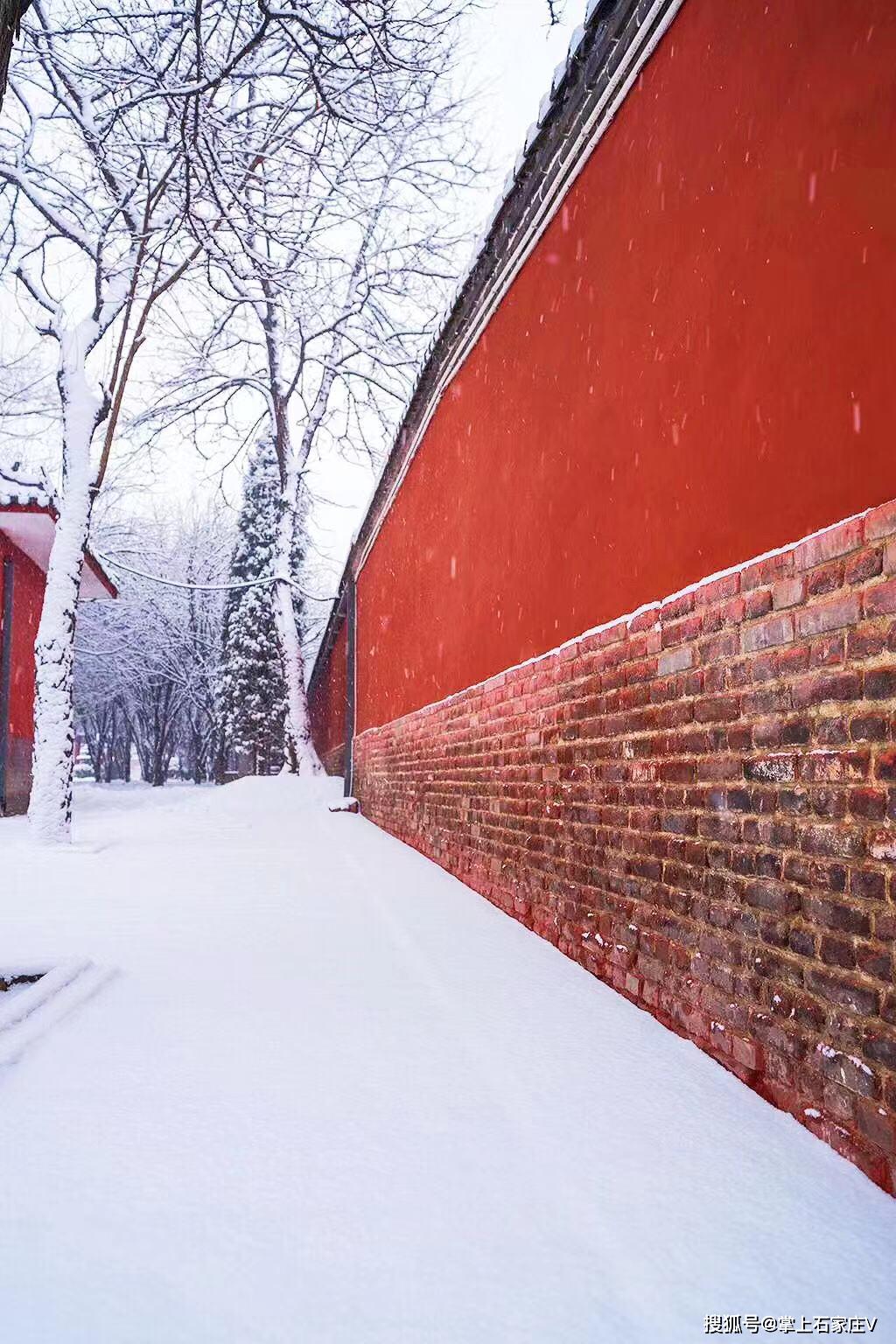 正定南门雪景图片