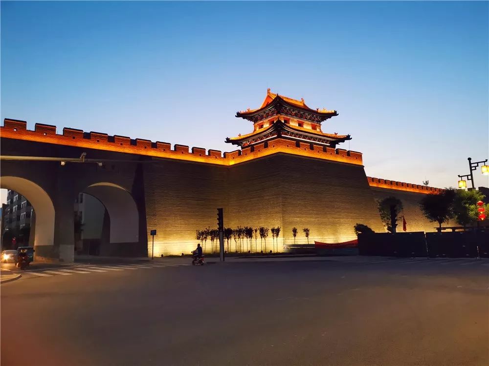 最美黑河秀容古城带着你尽享古今