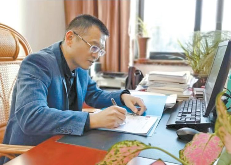 牢记使命 执纪为民肖敦颖2019年12月24日起,一线福州微信推出"建功新