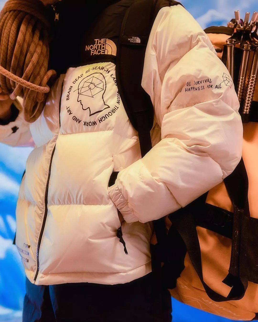 脑死亡 x tnf联名国内再次登场!下周即将再度发售