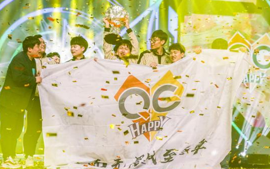 他被调侃已经老了?qg夺冠770终圆梦,没想到"一代辅王"要和舞台告别