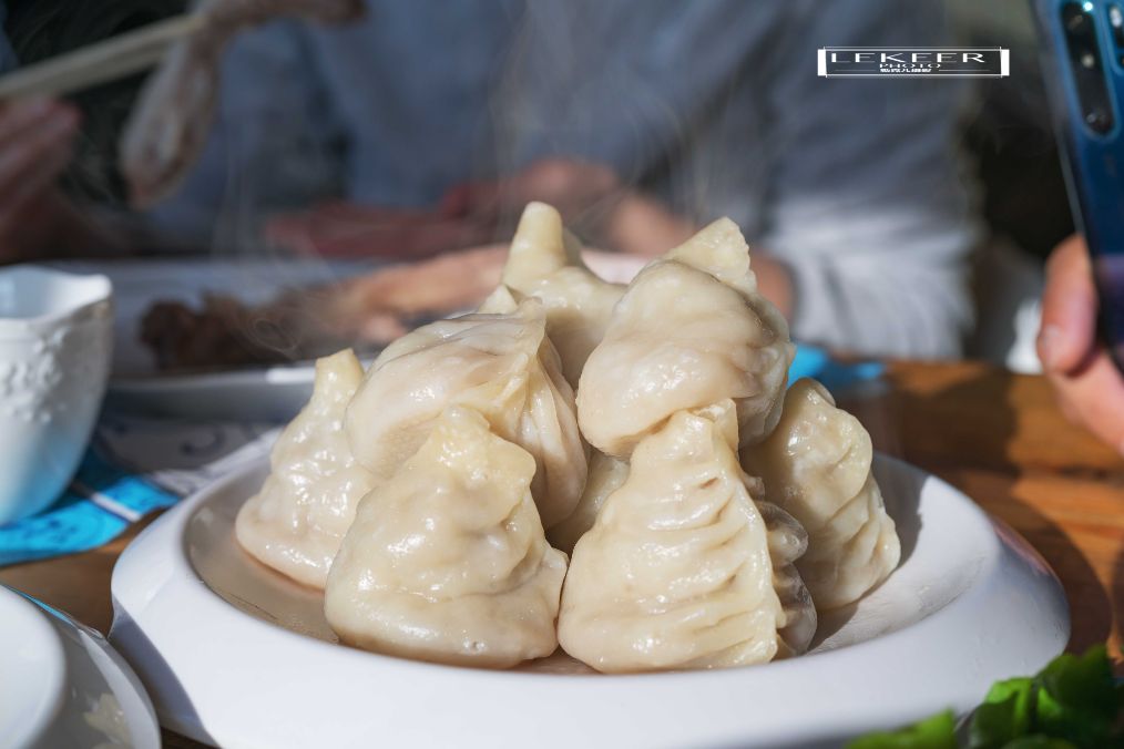 原创鄂温克旗斯仁达瓦人家布里亚特包子长相毁你三观吃得战战兢兢