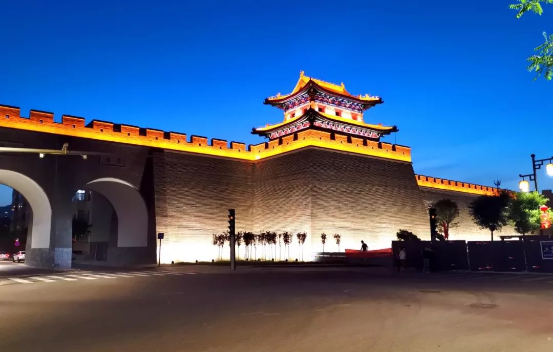 最美黑河秀容古城带着你尽享古今