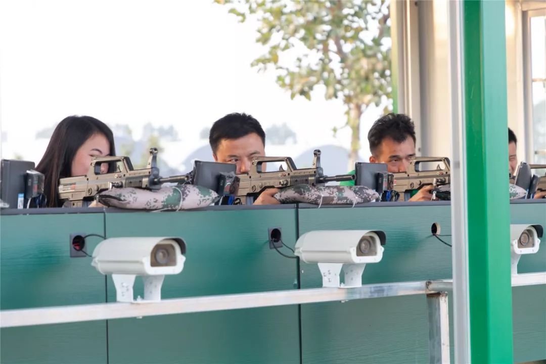 古梅园开新项目了激光打靶全新体验让你感受射击的热血
