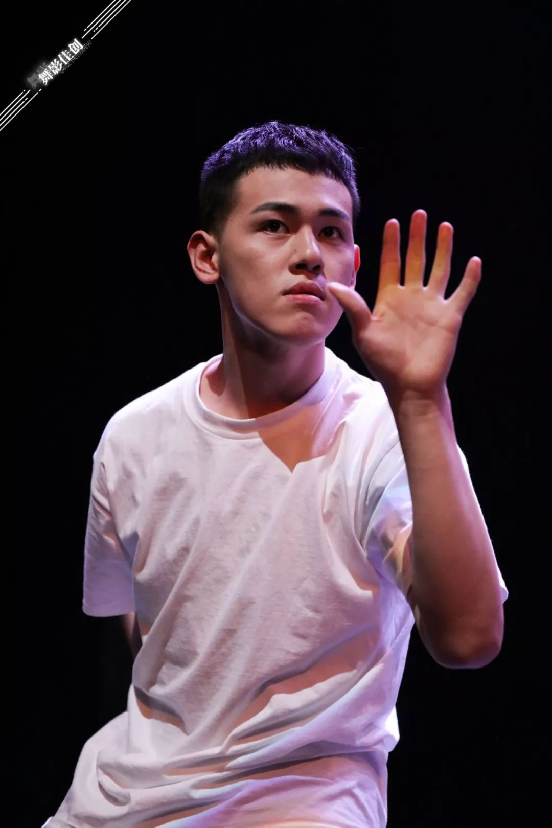 编导:姚波序幕《以梦为马》特邀摄影·黄福伟舞影