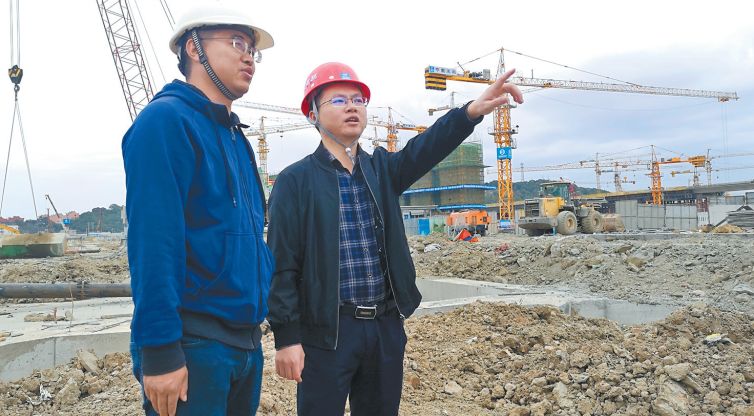 做三江口最美区域的建设者李荣金此外,肖敦颖还认真贯彻落实中央纪委