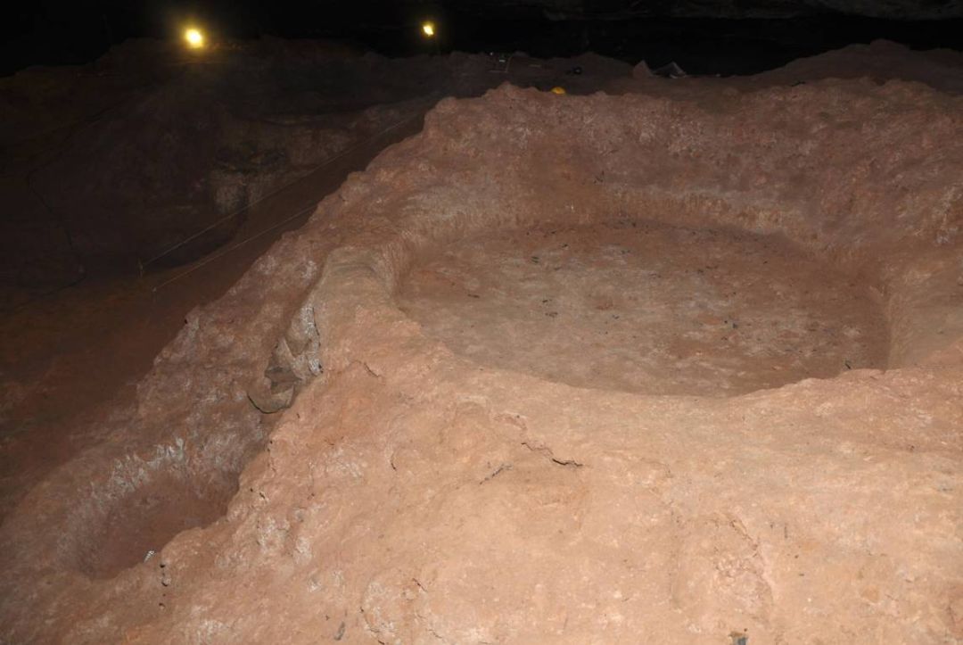 直到20世纪80年代,仍有当地人到硝洞内取土制硝