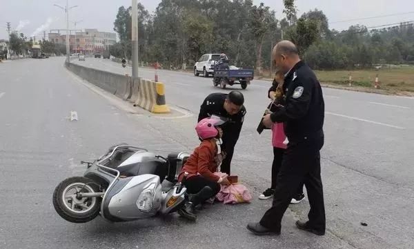 车祸婴儿图片