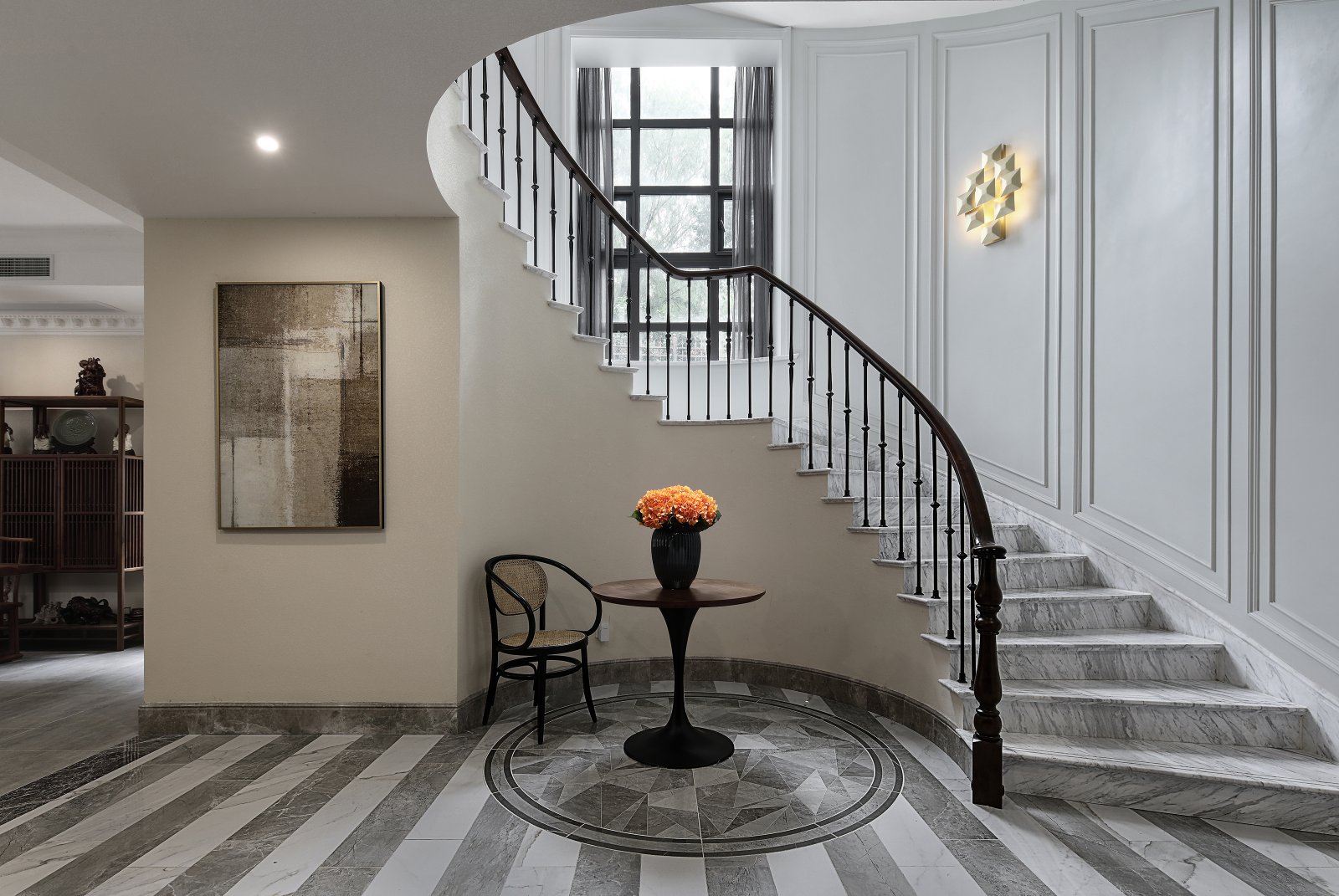 500平米法式别墅装修参考案例——以经典涵养三代同堂