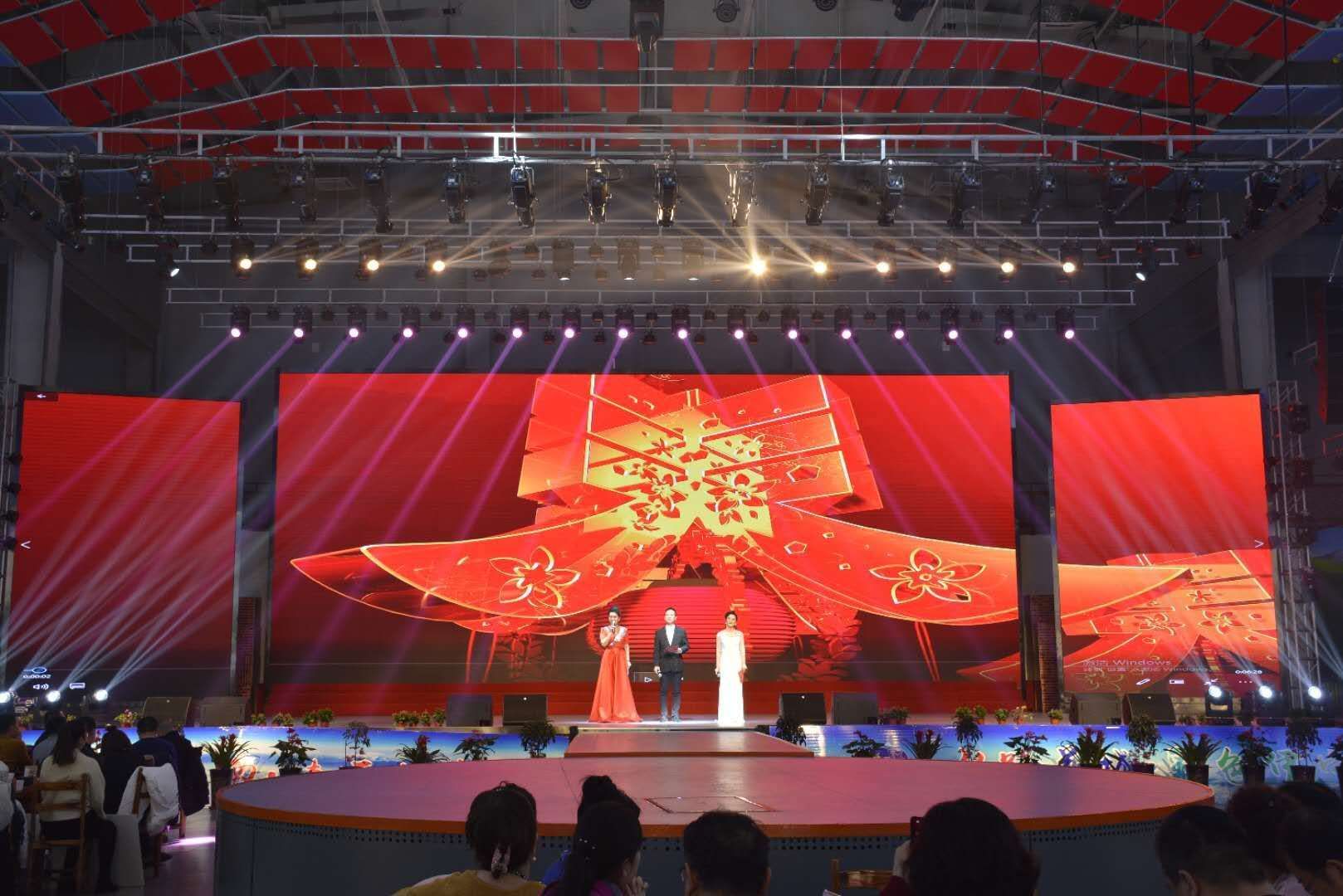 主办,天安门酱酒伊宁专卖店独家冠名,伊宁市文化体育广播电视和旅游局