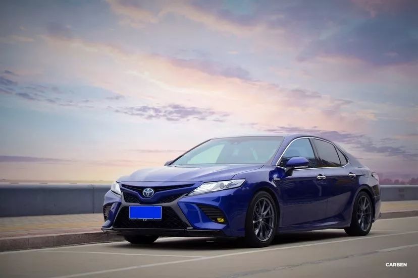 初摄八代凯美瑞混动蓝凯美瑞改装玩家