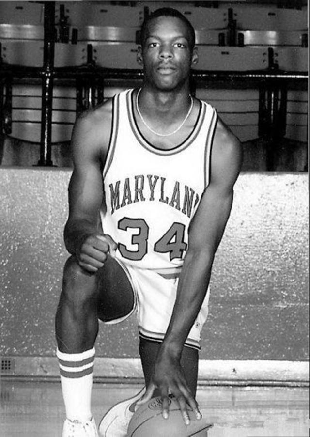 唯一可以碾压乔丹的人,他若在公牛恐没王朝,却一场比赛都未打_拜亚斯