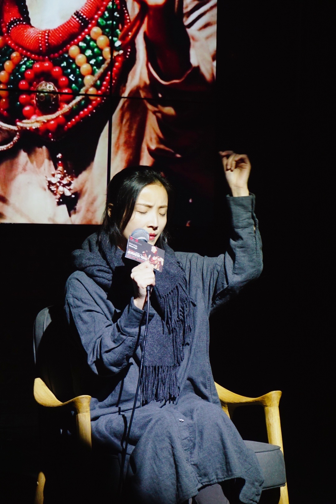 卓玛旺钦邱玲重庆跨年音乐会唱响国家级非物质文化遗产梵呗