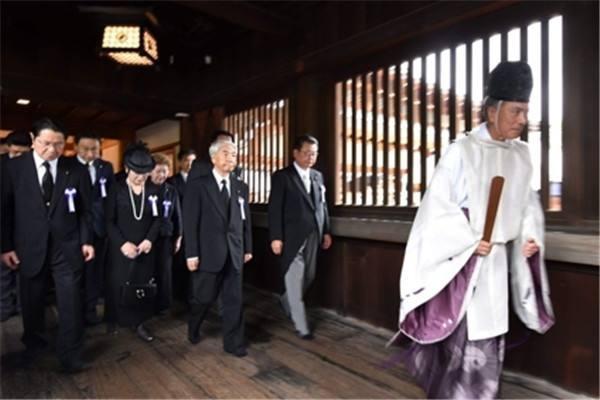 那位在日本靖國神社放火的劉強,日本要求引渡,現在生活如何?_中國