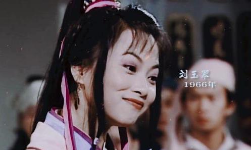 阿紫姑娘……当年的阿紫姑娘,如今年近已过天命,当年事业发展顺遂的她