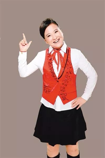 央视今年首次向观众赠送春晚门票_贾玲