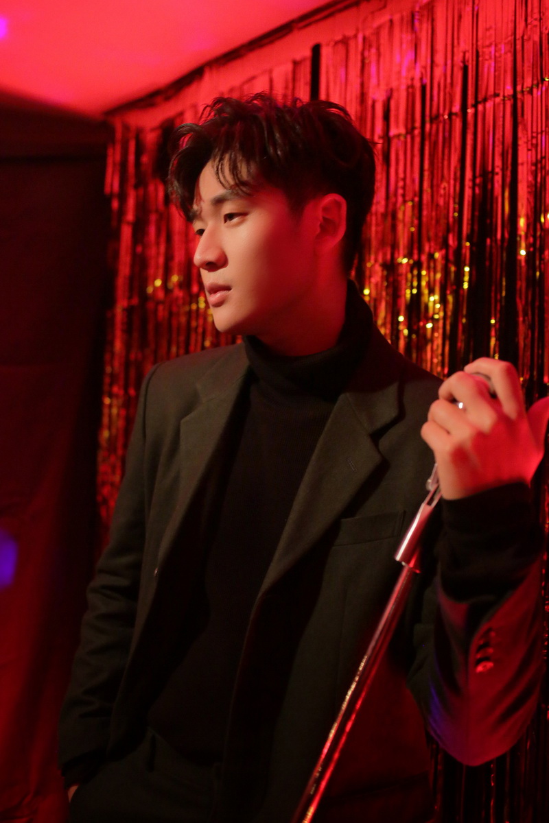 周兴哲1年递两专 全新专辑《小时候的我们》正式上线_eric