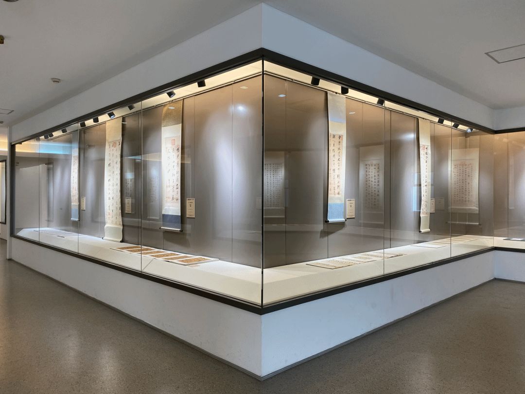 这次泰晤士小镇松江美术馆让你大饱眼福