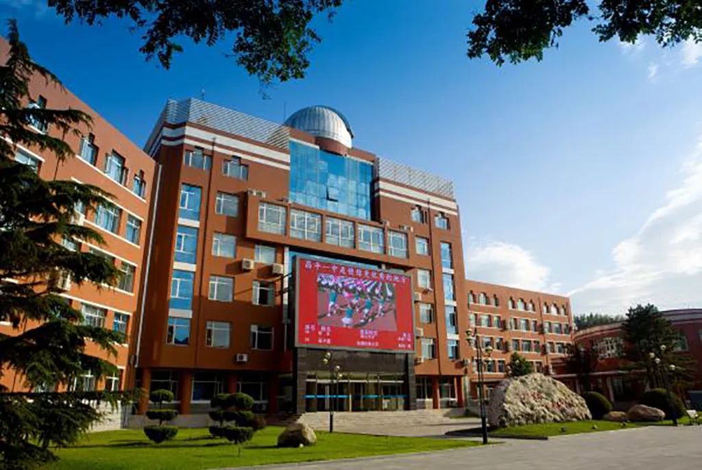 威成亚高端实验室案例展示北京昌平一中