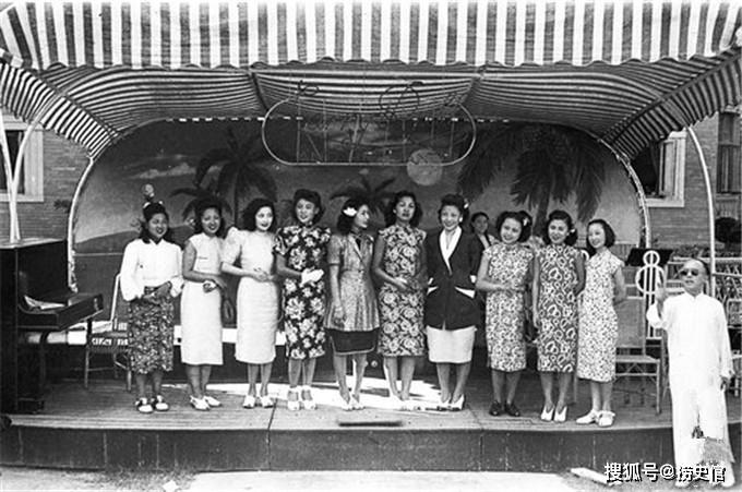 1946年的上海选美民国美女都是大脸盘没有现在的锥子脸