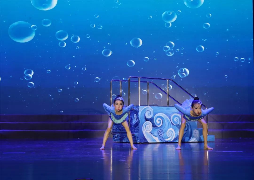 城记微视界┃舞蹈泳气福溪小学