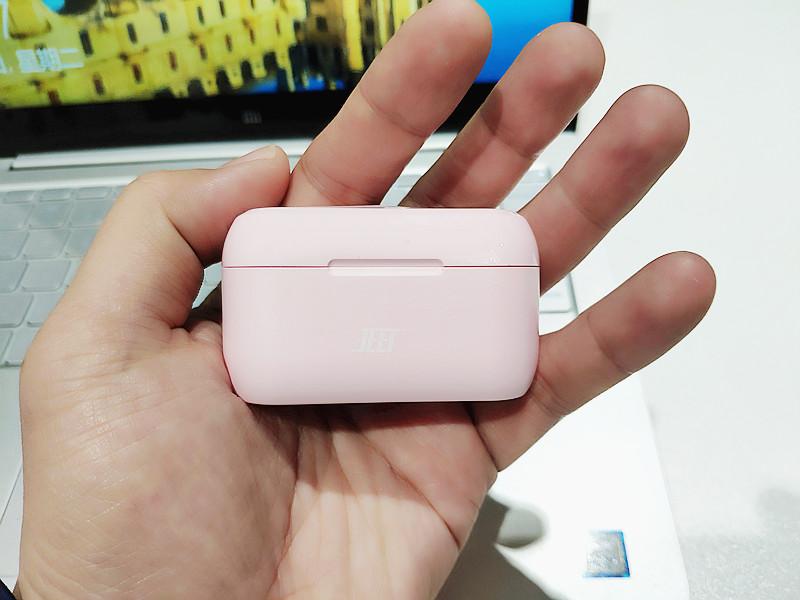 耳机也可以轻时尚jeetairbass蓝牙耳机评测