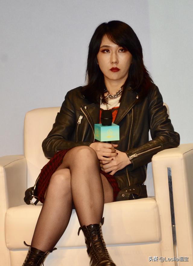 新裤子乐队巡回演唱会发布会举行 乐队成员彭磊、庞宽、赵梦亮相-搜狐大视野-搜狐新闻