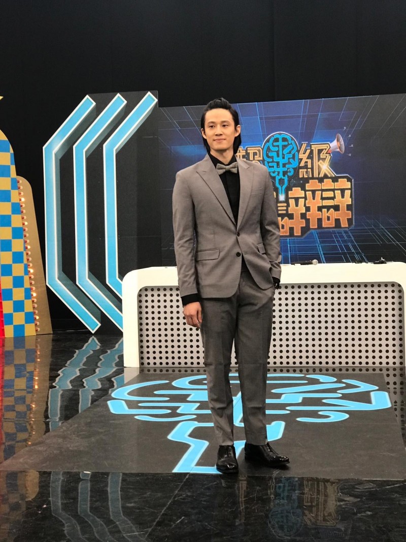 徐乃麟超帅29岁儿子曝光!惊人月薪意外公开!