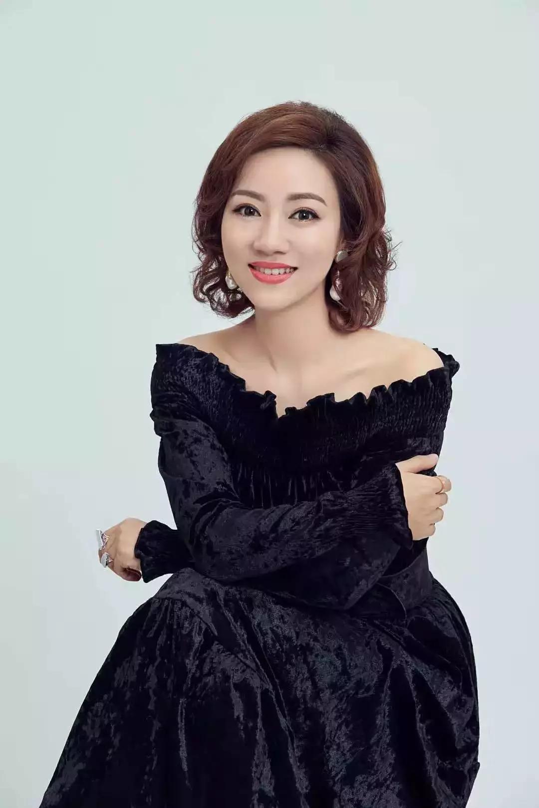 蒋文端:国家一级演员,著名粤剧表演艺术家,第二十五届梅花奖获得者,她