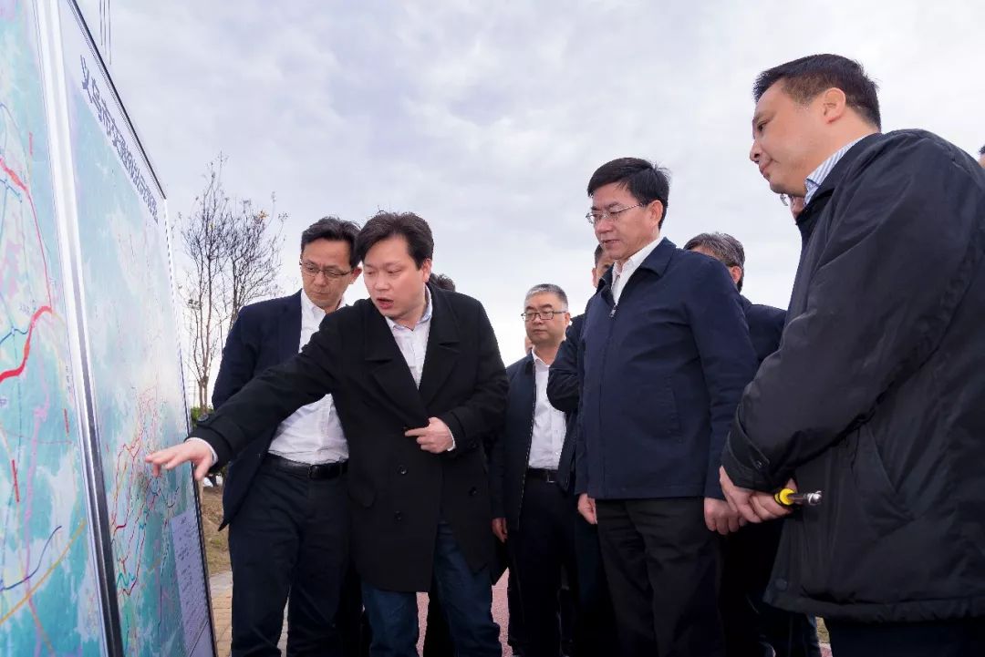 市领导郑余良,林毅,金华新兴产业集聚区党工委书记,管委会主任张新宇
