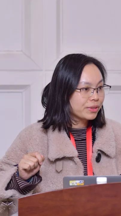 李卿 教授俯卧位通气张晓勤 教授困难撤机5实战上机在抛扔糯米团时,三