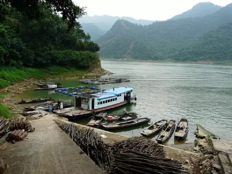 肇庆紫云谷文殊村毕业游周末游两天拓展训练方案