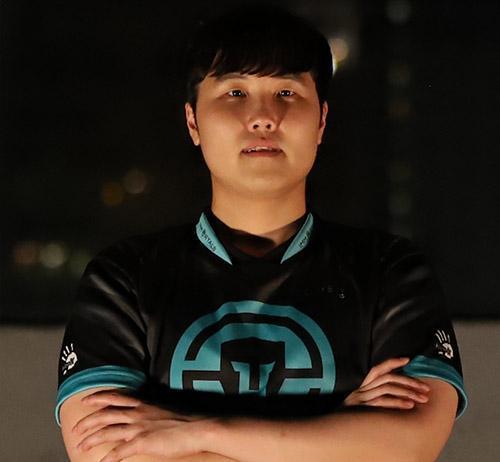 dota2同样都是胖头鱼为什么qo和yyf的发展大相径庭