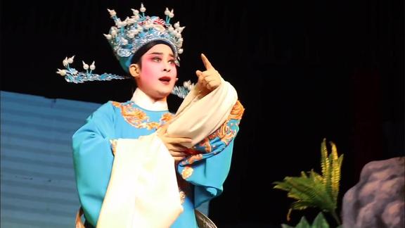 越剧糟糠情金殿拒婚自从布衣辅汉皇孟科娟演唱