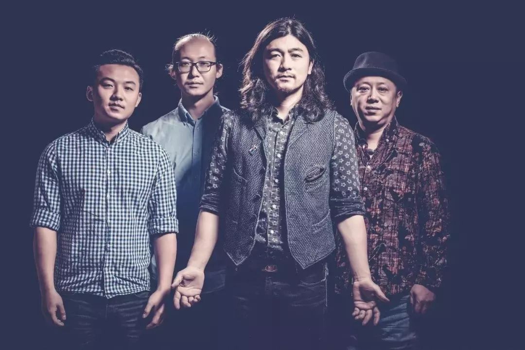 【1053漫读】低苦艾乐队:调子一起,你就知道这是兰州_刘堃