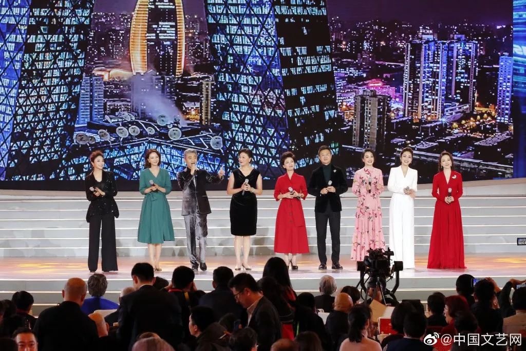 歌曲《莲成一家》演唱