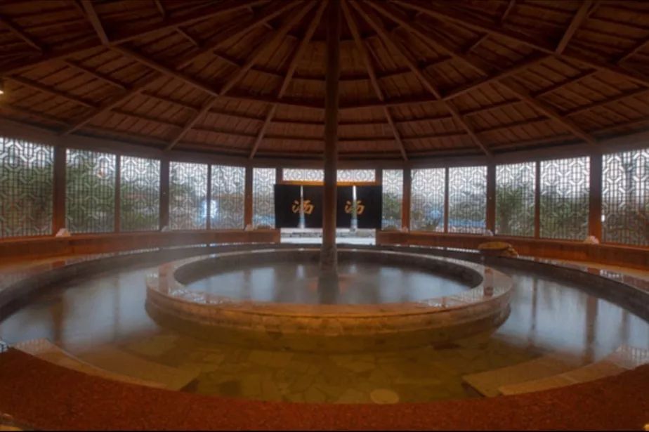 茉莉花泉,醉泉等;七星泉包含6种泉池:米醋泉,咖啡泉,阴阳泉和硫磺泉等