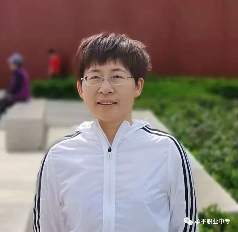 马鑫老师是烟台工贸学校机械专业室专业教师.