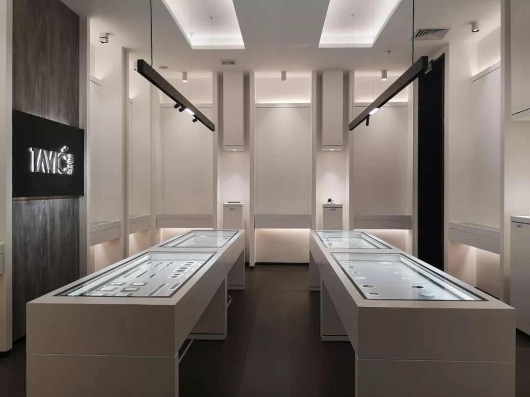 夏普,欧司朗,飞利浦等等,光学设计的采用高精密透镜系统产品如雷迪克