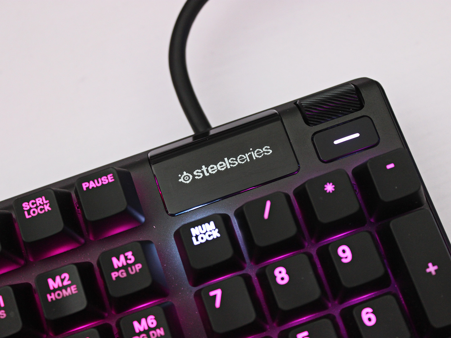 具有革命性意义的轴体赛睿apexpro机械键盘体验分享