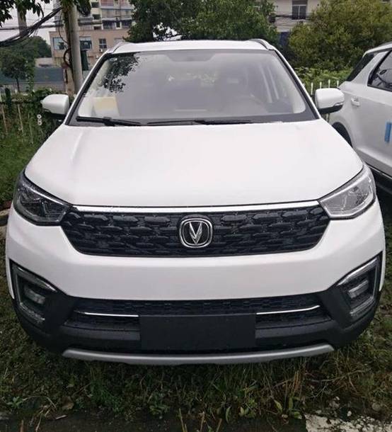 长安cs55轻年版给年轻消费者带来了不少便利