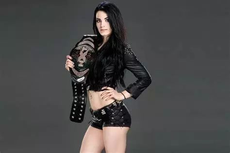 光影巨幕 | 强森终于本色出演,演了回自己!_佩奇