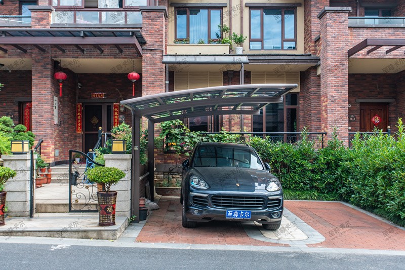 多款露天停车棚图片案列帮您找到适合的停车棚款式至尊卡尔