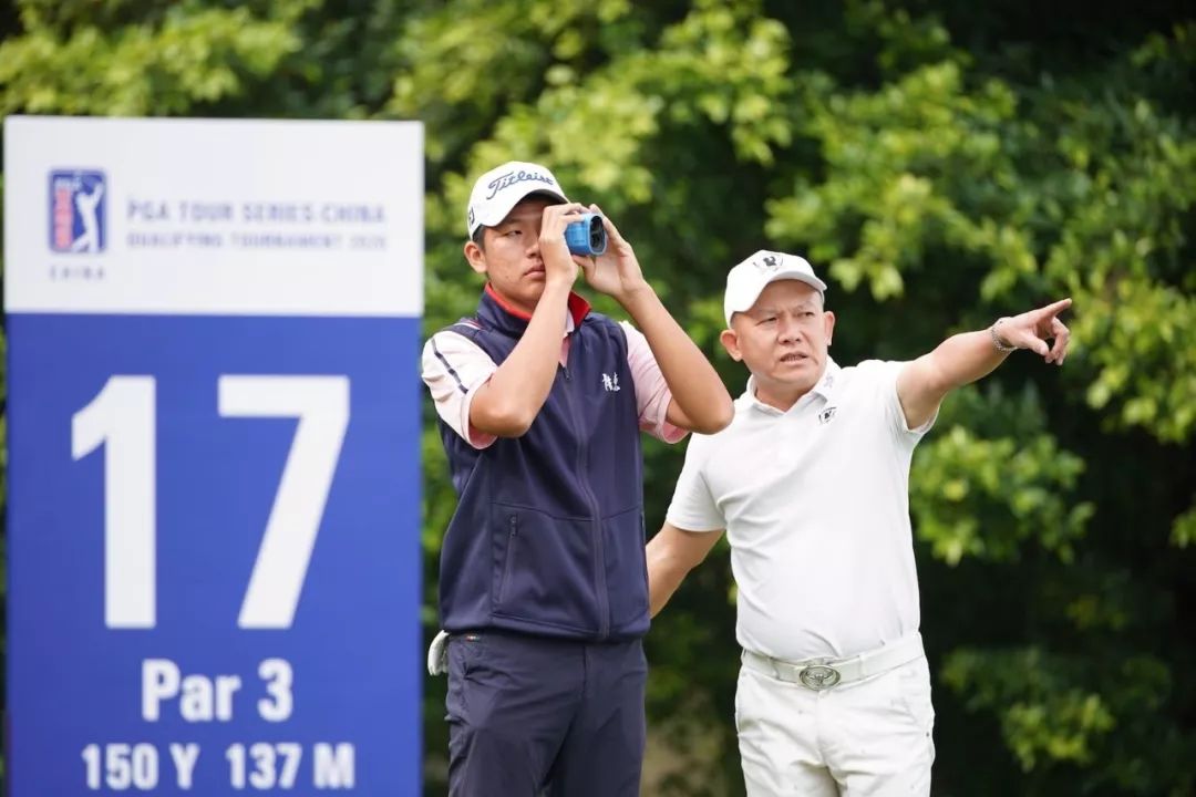 国内资格赛半程结束,姜智杰3杆优势领跑,杜让知关天朗暂列前五