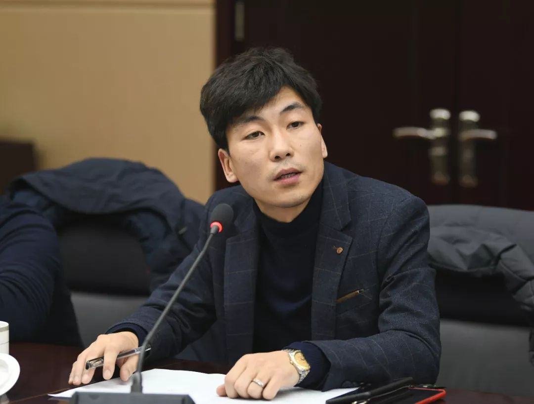 山西晚报直通两会走进山西转型综改示范区代表委员倾听企业声音附视频