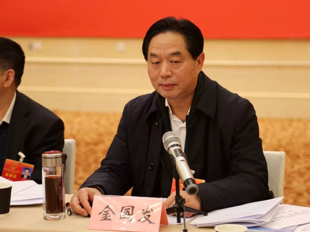 邹俊煜代表说,建议支持健博会交易平台建设,打造"永不落幕的健博会".