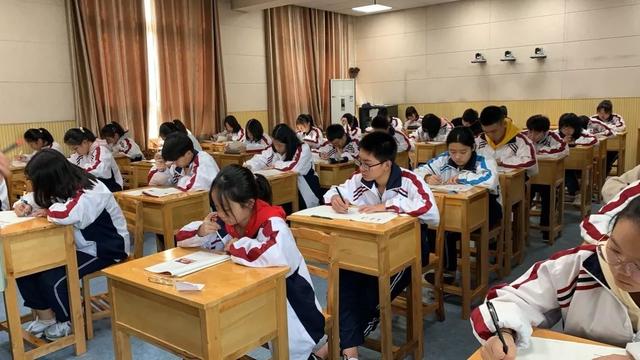 株洲市第三中學(xué)學(xué)子在2019全國(guó)中學(xué)生英語能力測(cè)評(píng)中喜獲佳績(jī)(圖7)